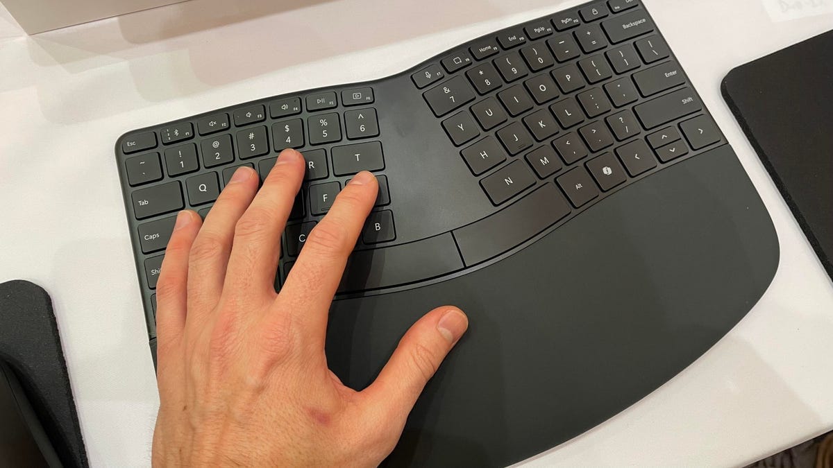 Incase's New Keyboard: Reviving Unreleased Microsoft Design